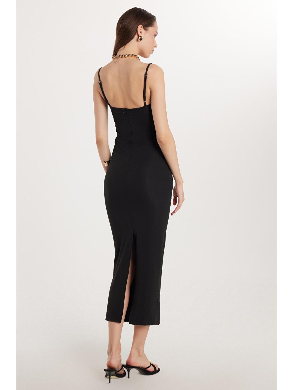 Kadın Slim Fit Dar Kesim İnce Askılı Kare Yaka Siyah Elbise-4