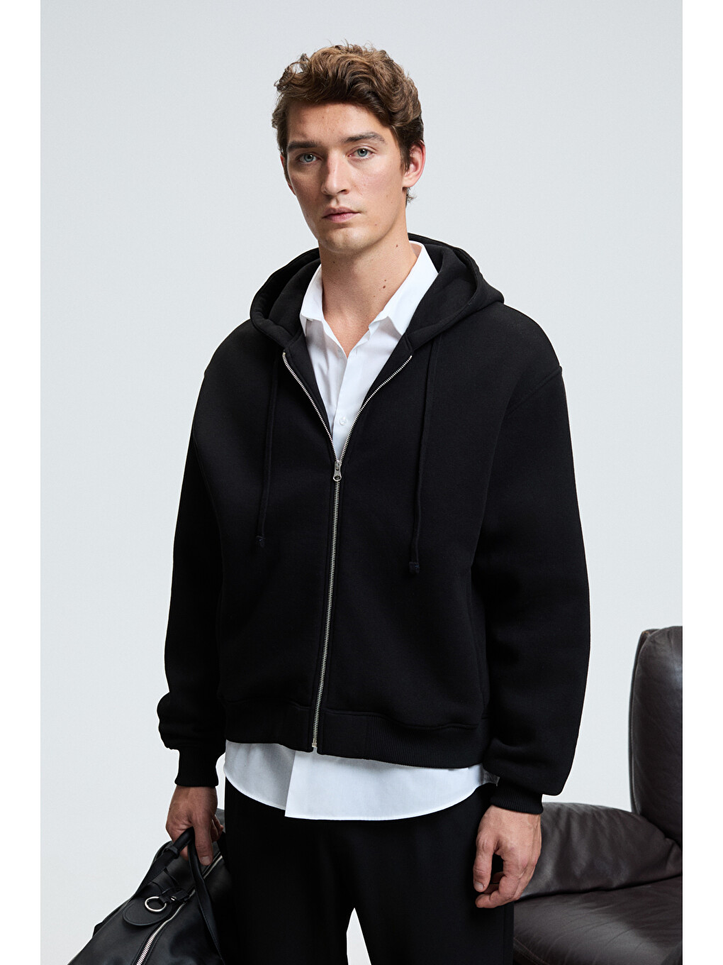 Erkek Kapüşonlu Fermuarlı Cepli Kordonlu Boxy Kalıp Siyah Sweatshirt-1