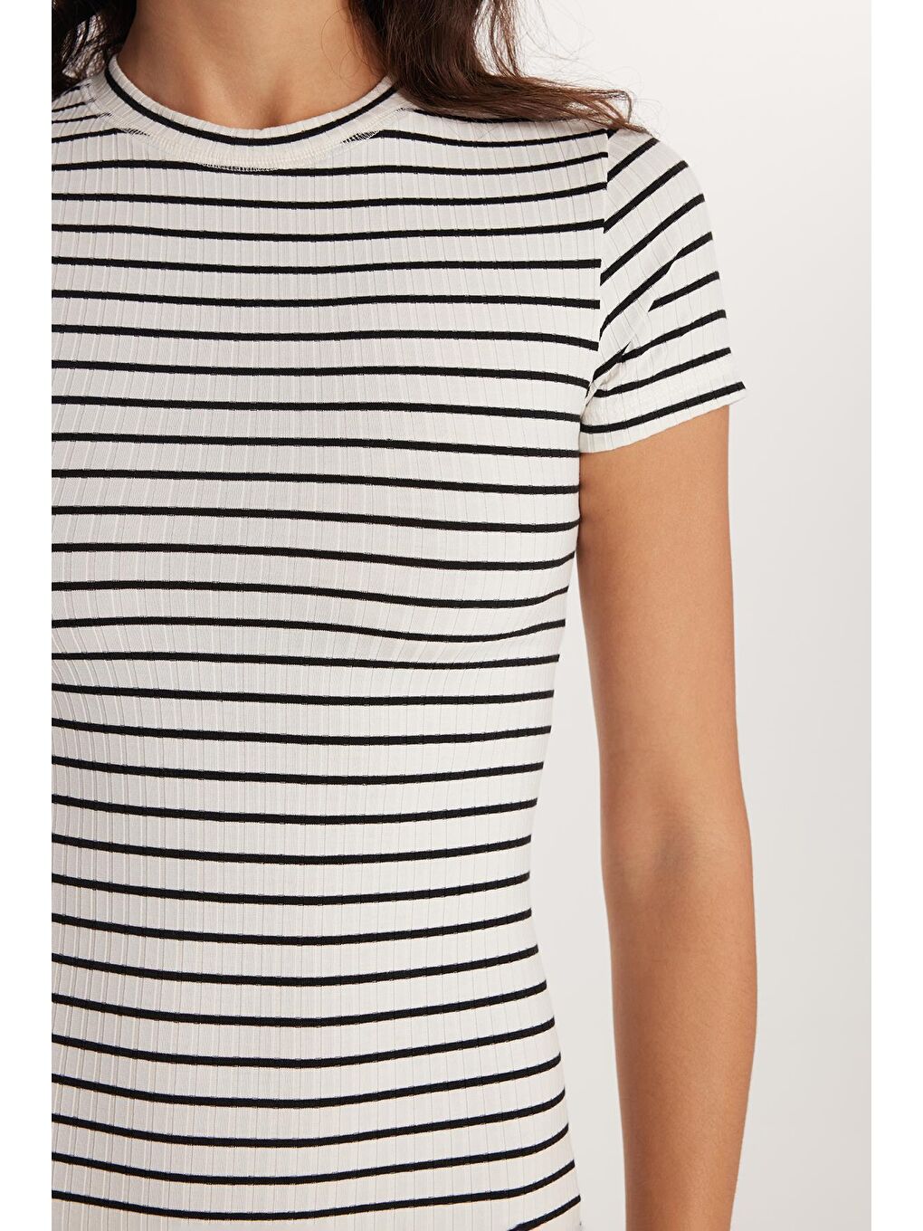 Karışık Kadın Slim Fit Dar Kesim Kısa Kollu Bisiklet Yaka Çizgili Elbise-1