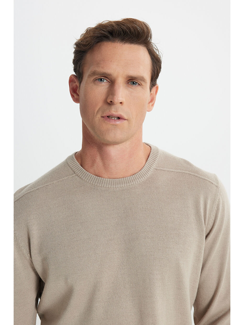 Erkek Bej Yünlü Sıcak Tutan Standart Fit Normal Kesim Bisiklet Yaka Triko Kazak-3