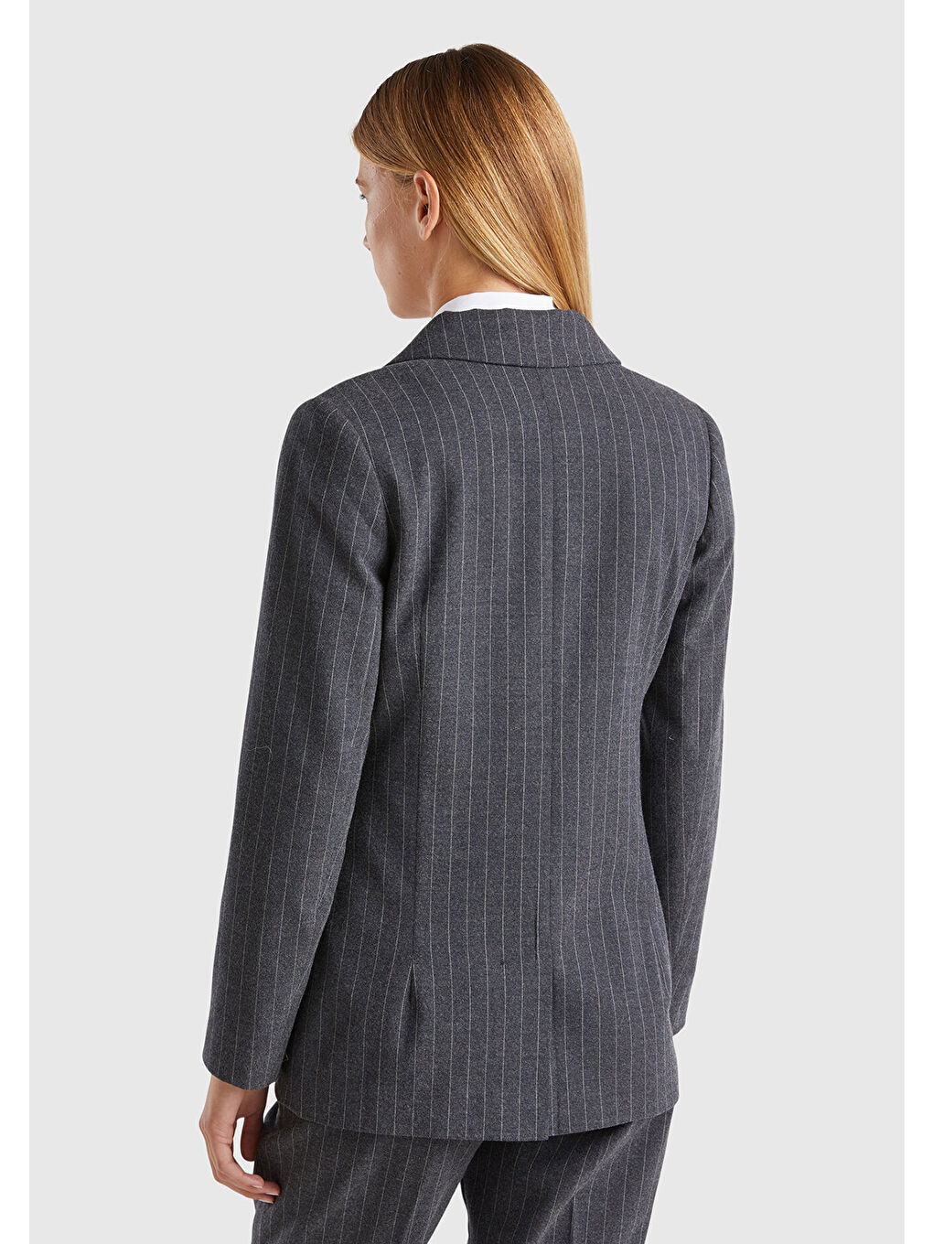 Kadın Antrasit Viskoz Karışımlı Düğme Kapamalı Çizgili Sivri Yaka Blazer Ceket-2