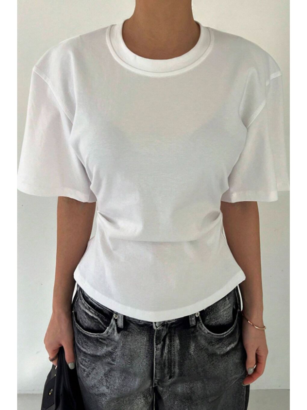 Beyaz Kadın Kısa Kollu Sırt Dekolteli Slim Fit Bluz/T-Shirt-3