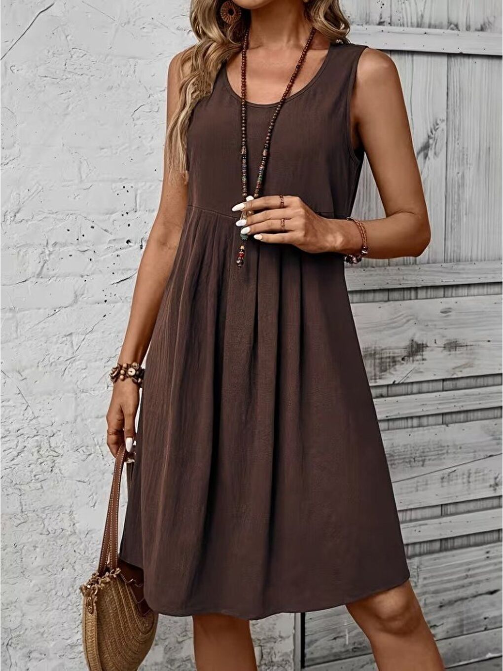 Kahverengi Kadın Askılı Yuvarlak Yakalı önden Pileli Kısa Aerobin Elbise