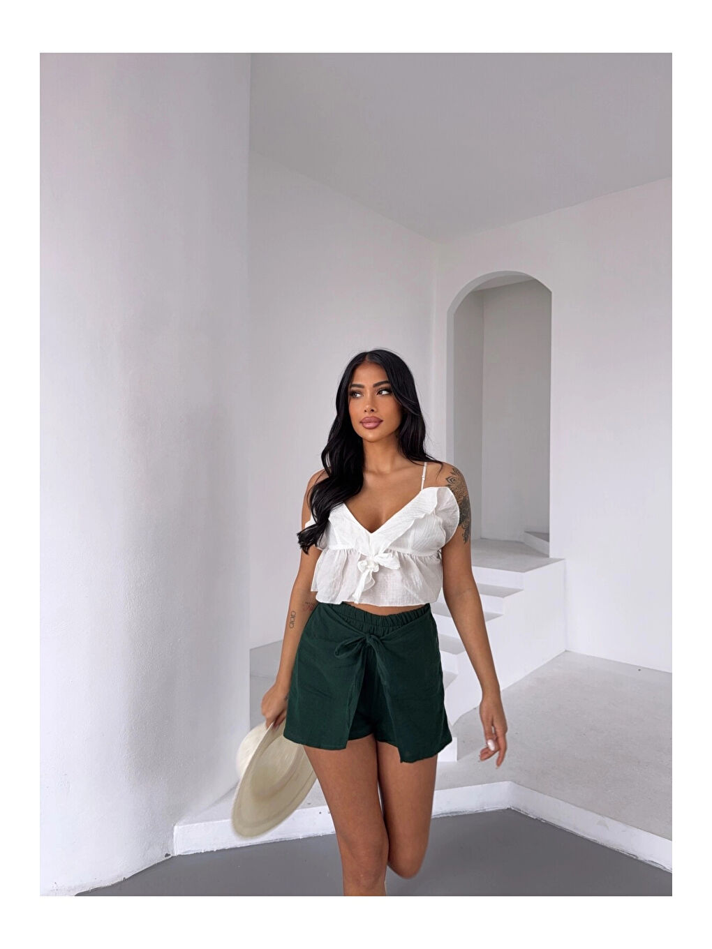 Kadın Zümrüt Yeşil Bağlama Detay Müslin Şort HZL25S-DSB2323-1