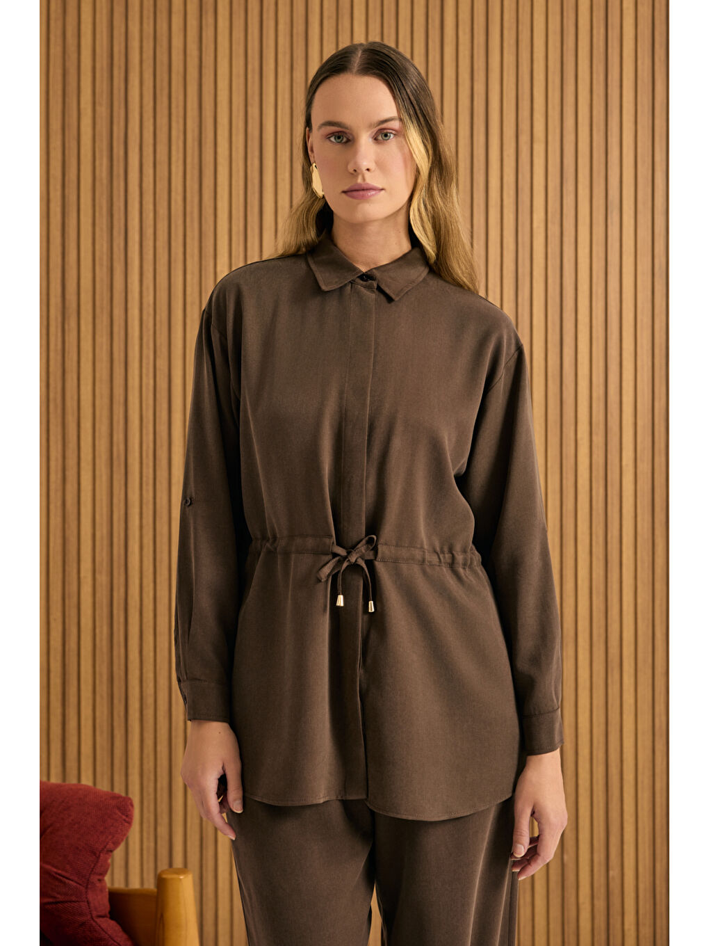 Kahverengi Beli Bağcıklı Lyocell Tunik-3