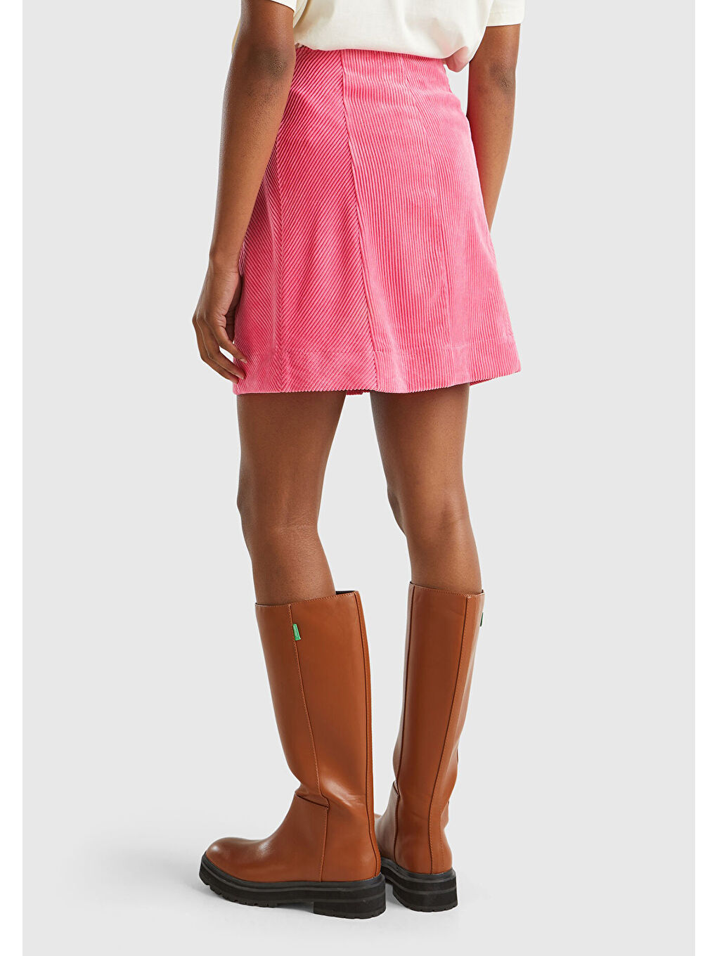 Kadın Pembe Düğme Detaylı Kadife Anvelop Mini Etek-2