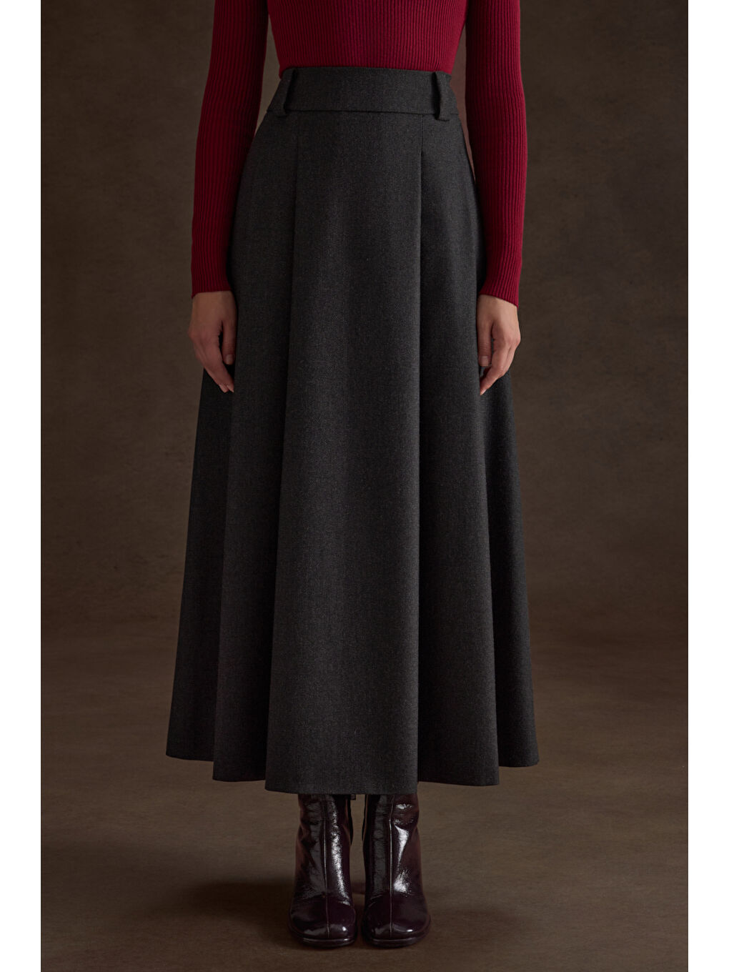 Antrasit Pileli Kloş Dokuma Etek-1