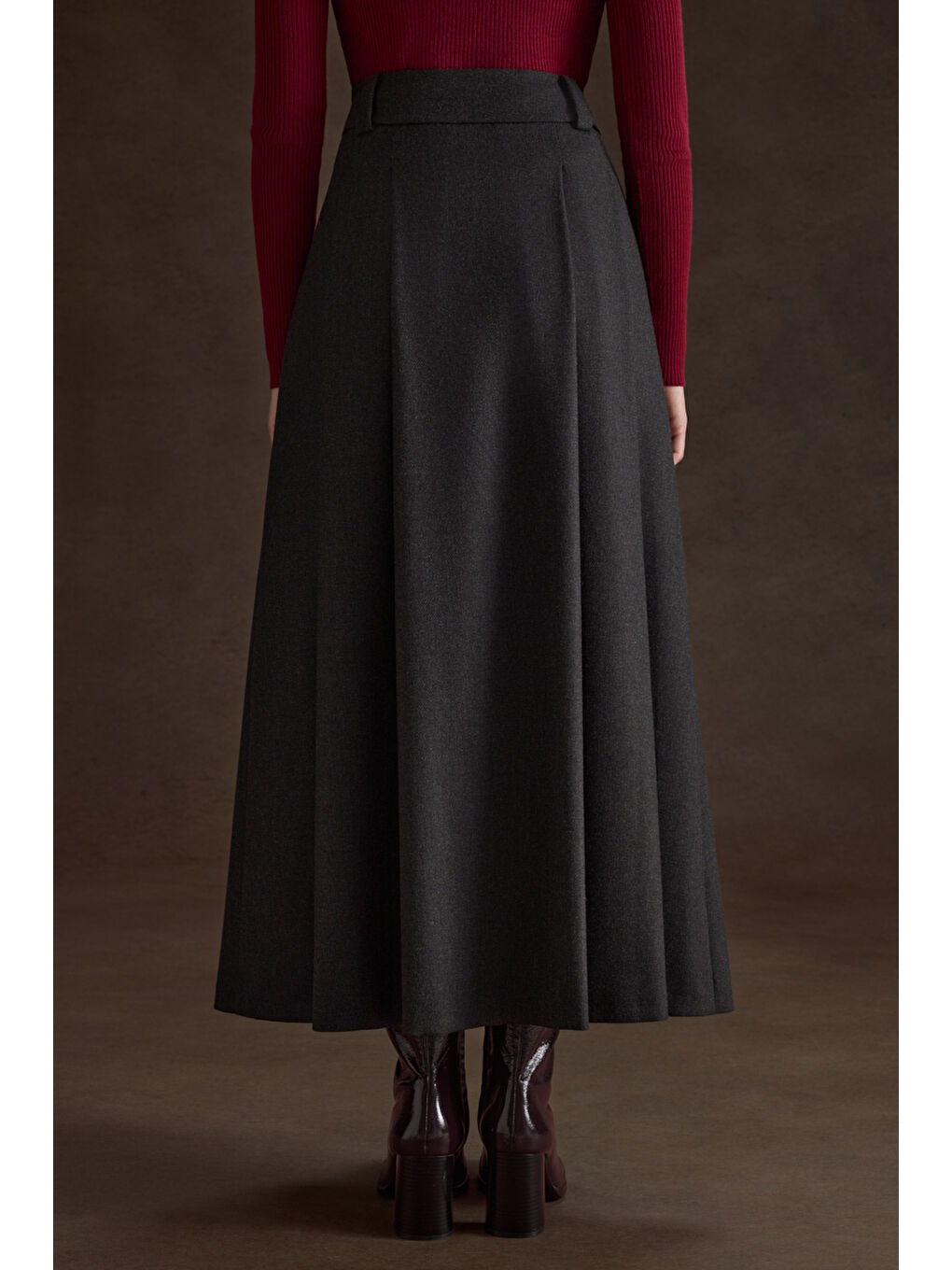 Antrasit Pileli Kloş Dokuma Etek-4