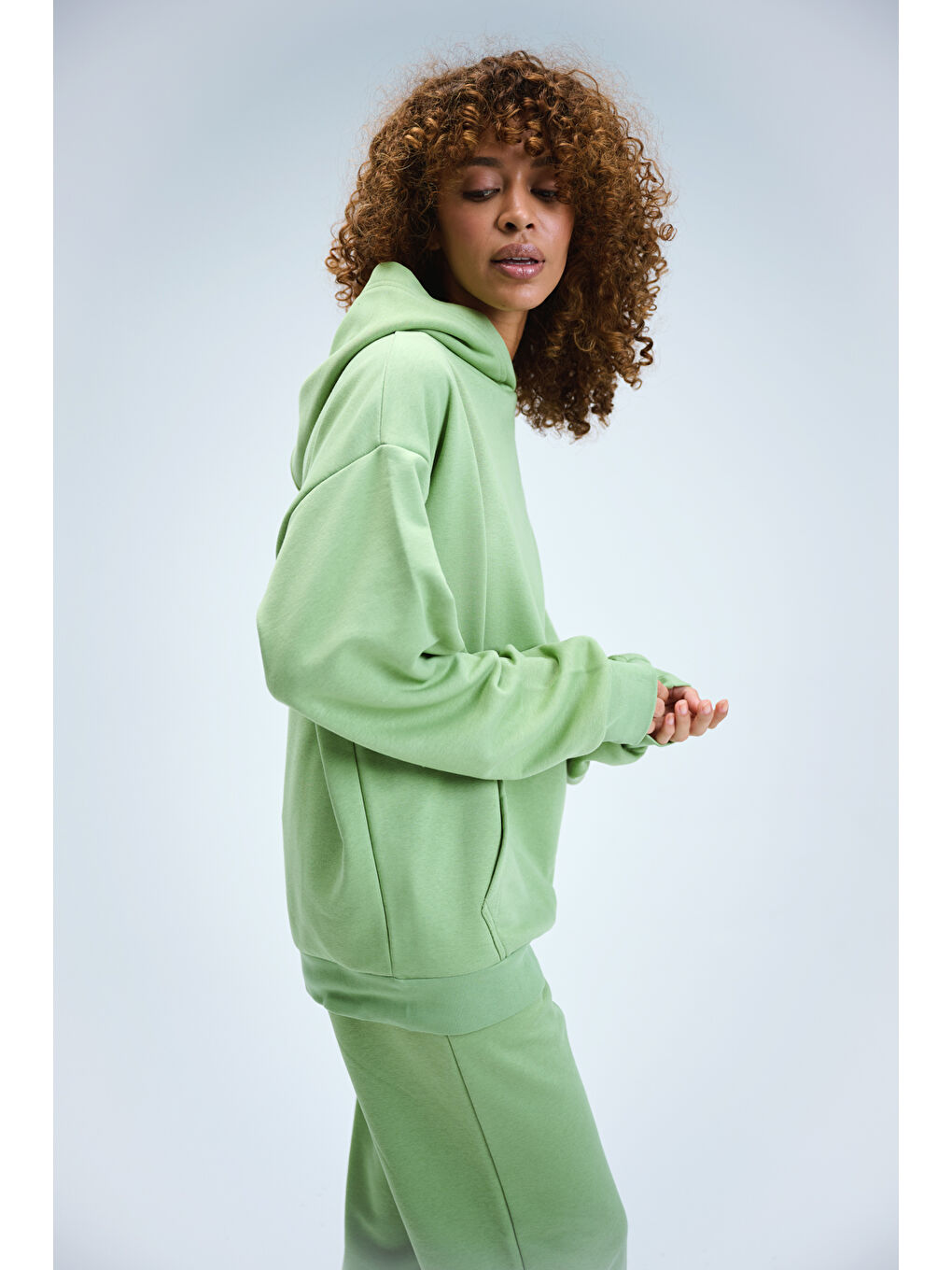 Kadın Timeless Oversize Fıstık Yeşili Hoodie Sweatshirt-1