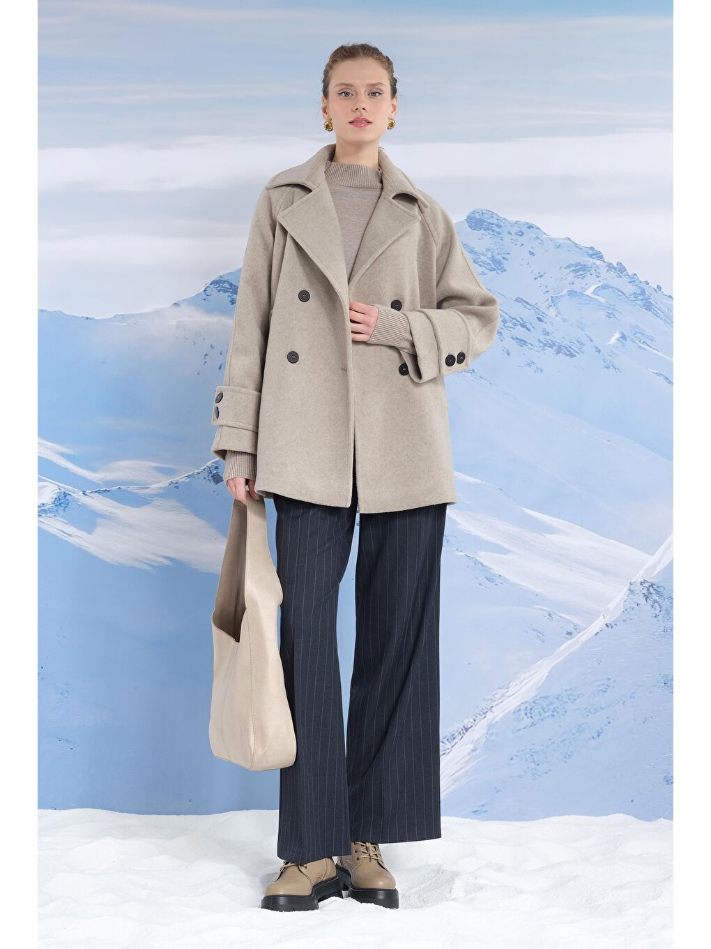 Bej Kısa Kruvaze Kaban Vizon-1