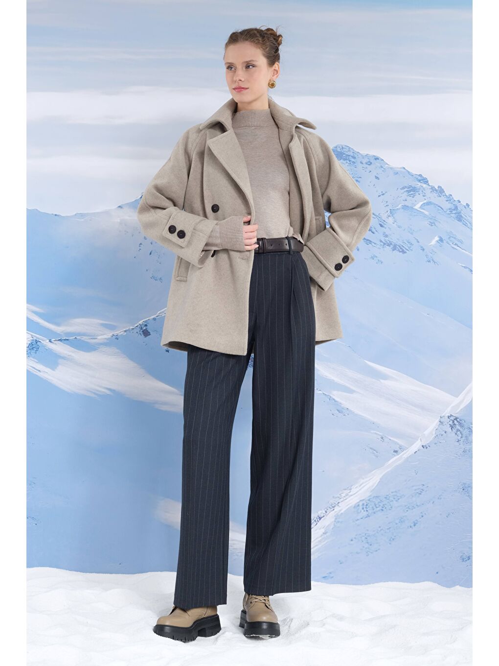 Bej Kısa Kruvaze Kaban Vizon-2