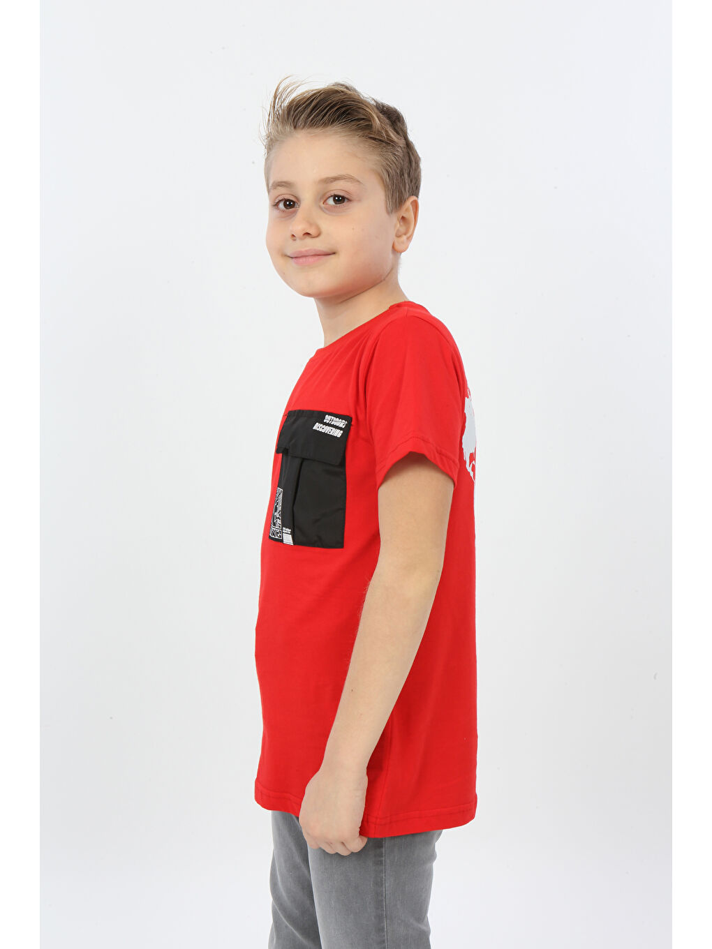 Kırmızı Erkek Çocuk Göğsü Cepli Yazı Baskılı Tişört-1