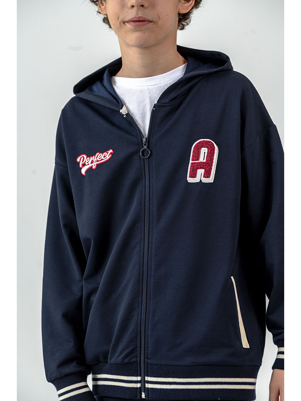 Lacivert Ust Onler Süzene Nakışlı Çizgili Ribanalı Alt Nakışlı Erkek Çocuk Kolej Eşofman Takımı-1