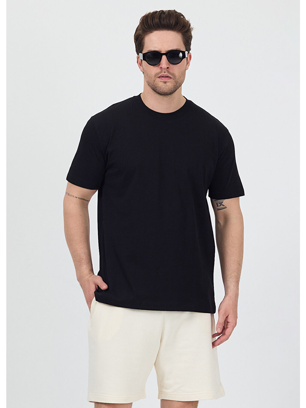 Erkek Basic Siyah T-Shirt