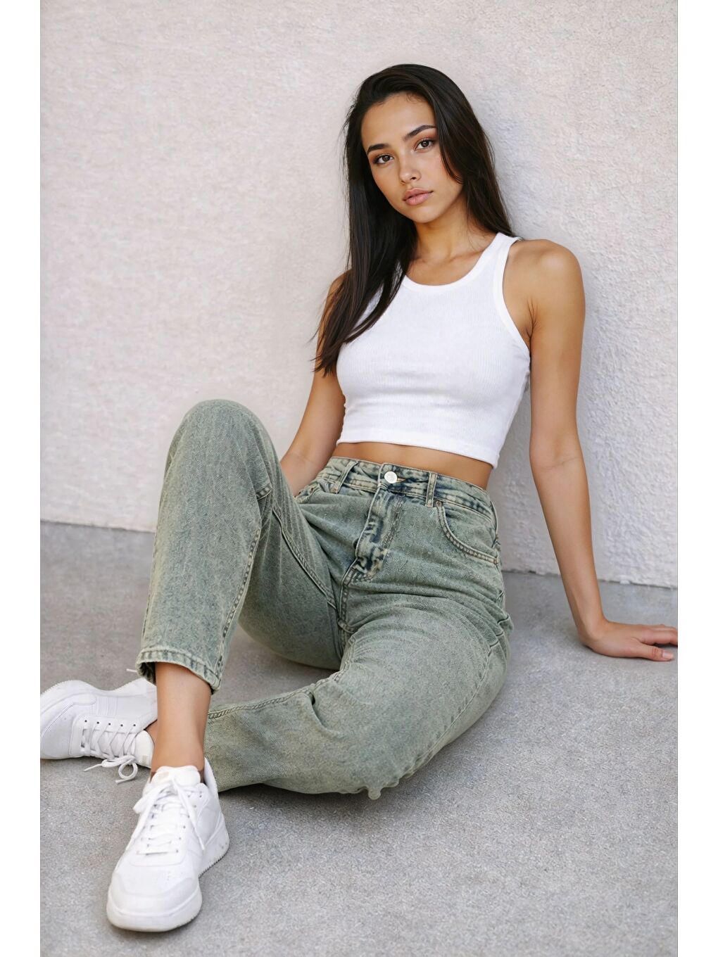 Lacivert Kadın Yüksek Bel Taşlanmış Jean-1