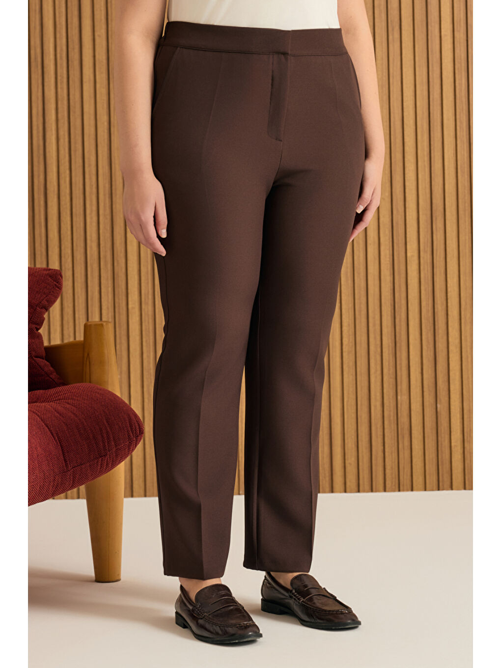 Kahverengi Beli Lastikli Dokuma Pantolon-3