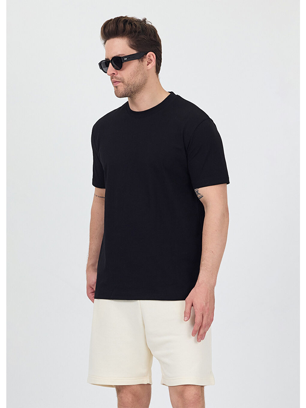 Erkek Basic Siyah T-Shirt-3