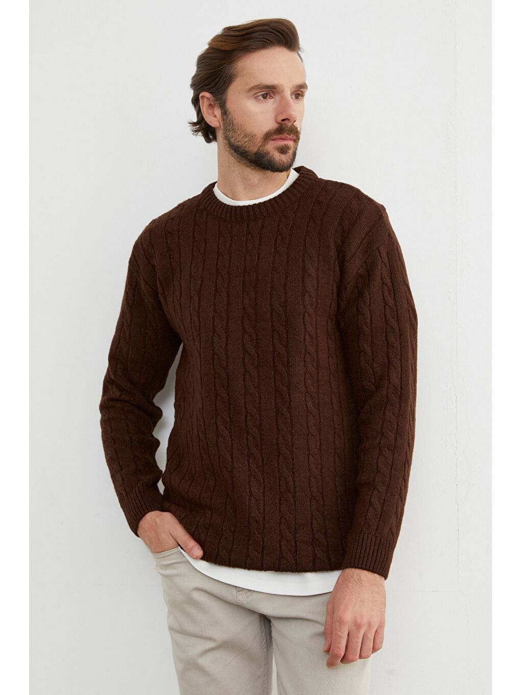 Kahverengi Saç Örgüsü Desenli Bisiklet Yaka Kazak-2