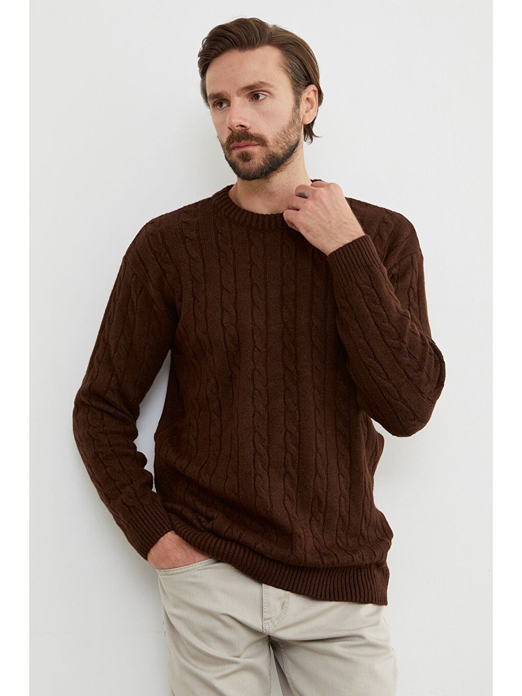 Kahverengi Saç Örgüsü Desenli Bisiklet Yaka Kazak-3