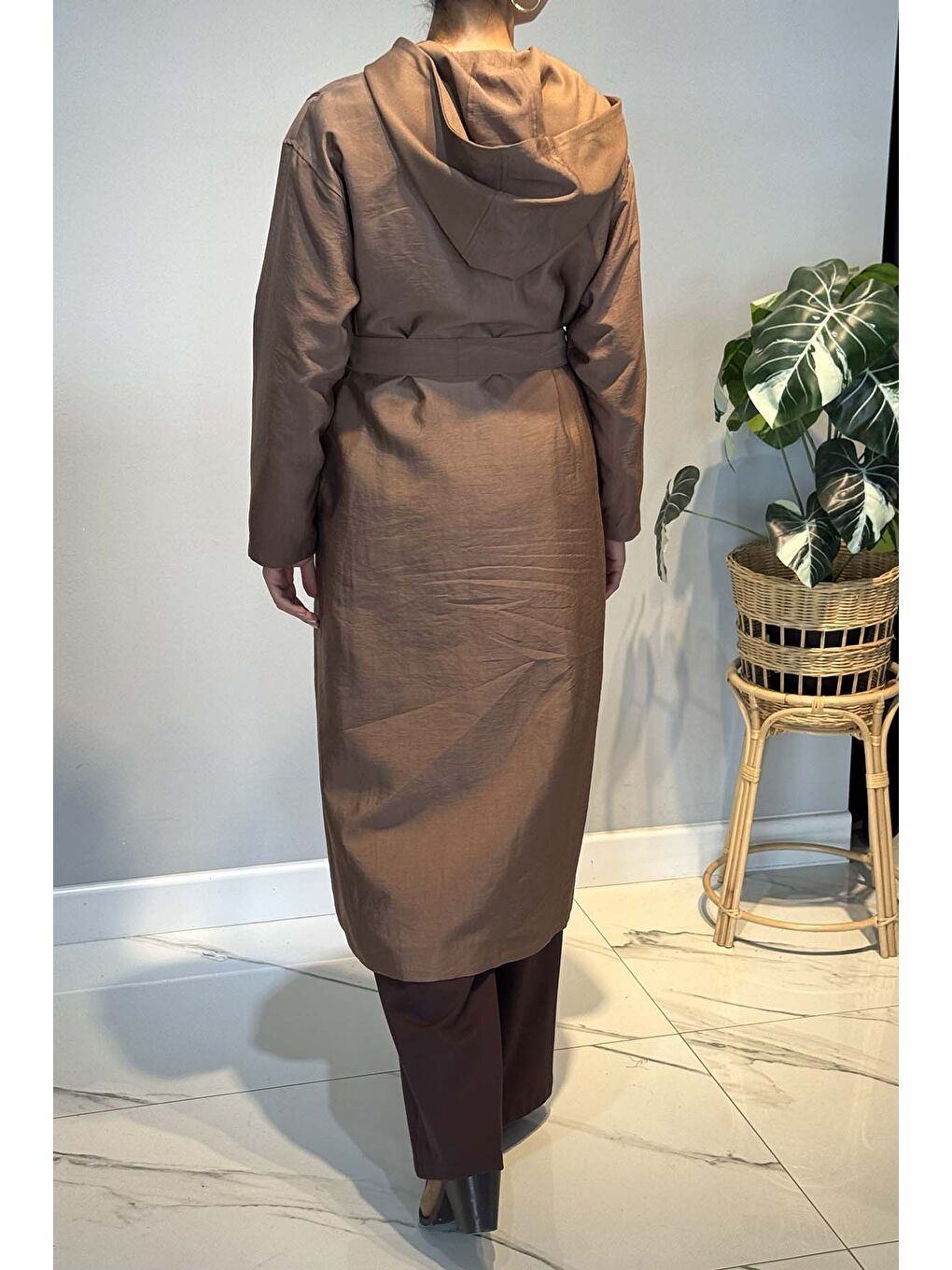 Kahverengi Ara Biye Detaylı Önden Fermuarlı Dubai Garnili Kap Ceket 6897 Camel-2