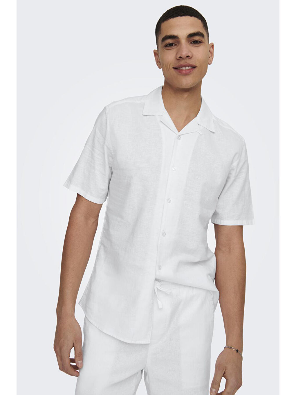 Beyaz Onscaiden Keten ve Pamuk Karışımlı Slim Fit Kısa Kollu Gömlek 22025116