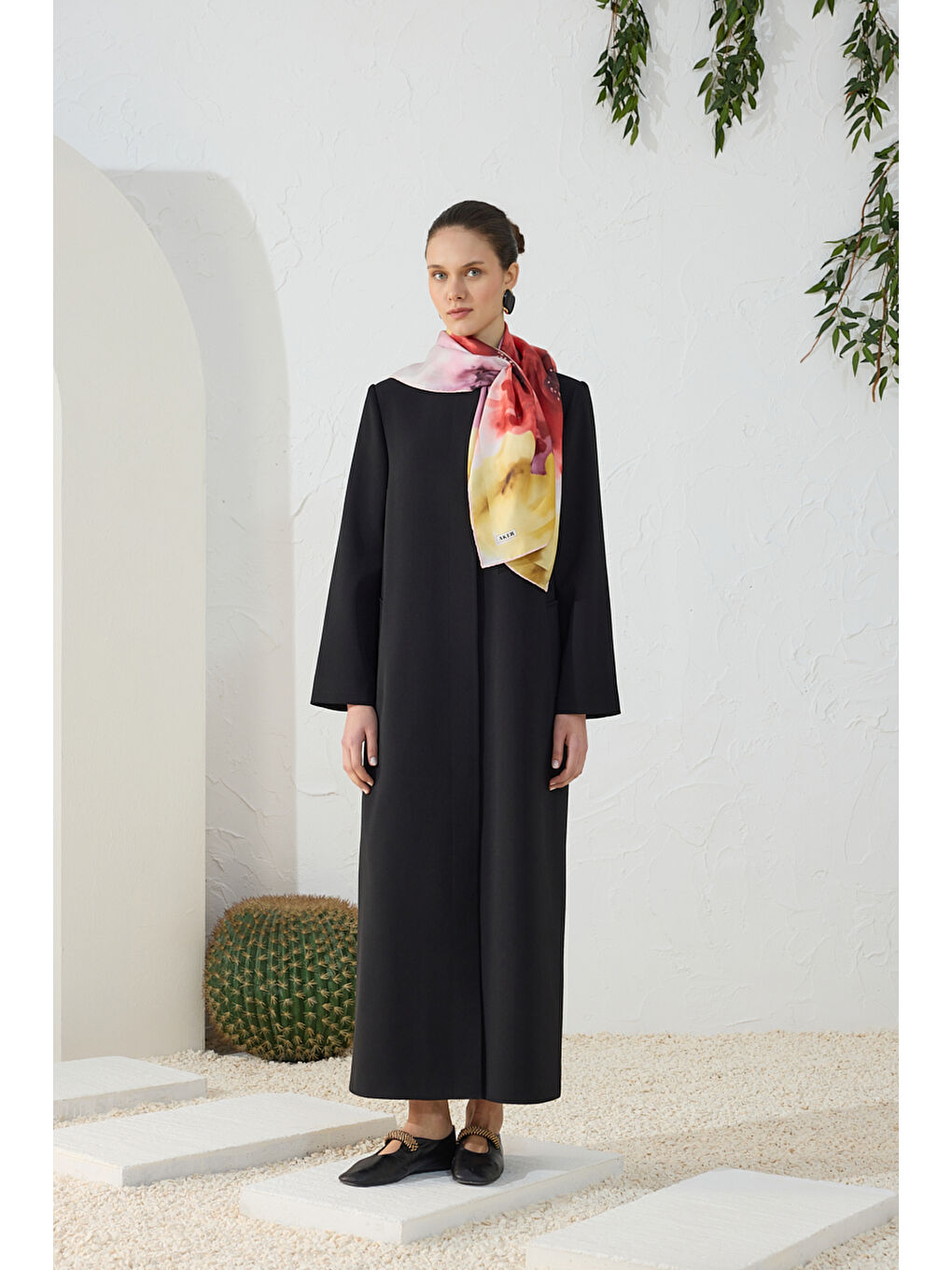 Siyah Dik Yaka Klasik Pardösü-1