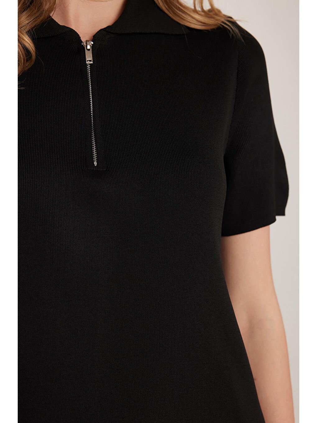 Kadın Standart Fit Kısa Kollu Fermuarlı Gömlek Yaka Siyah Elbise-2