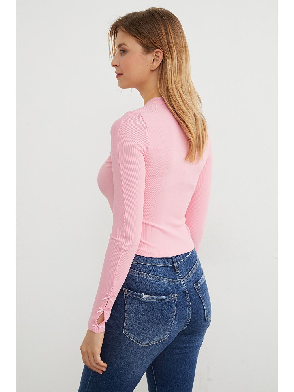 Pembe Fitilli Kolları Fiyonk Detaylı Bluz-4