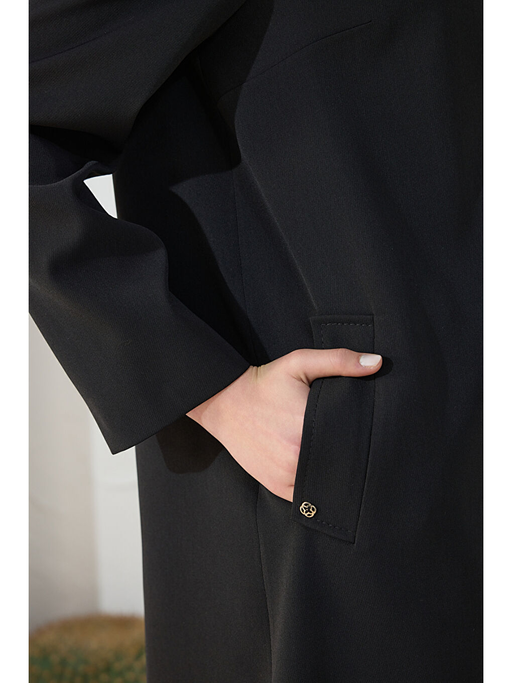 Siyah Dik Yaka Klasik Pardösü-5
