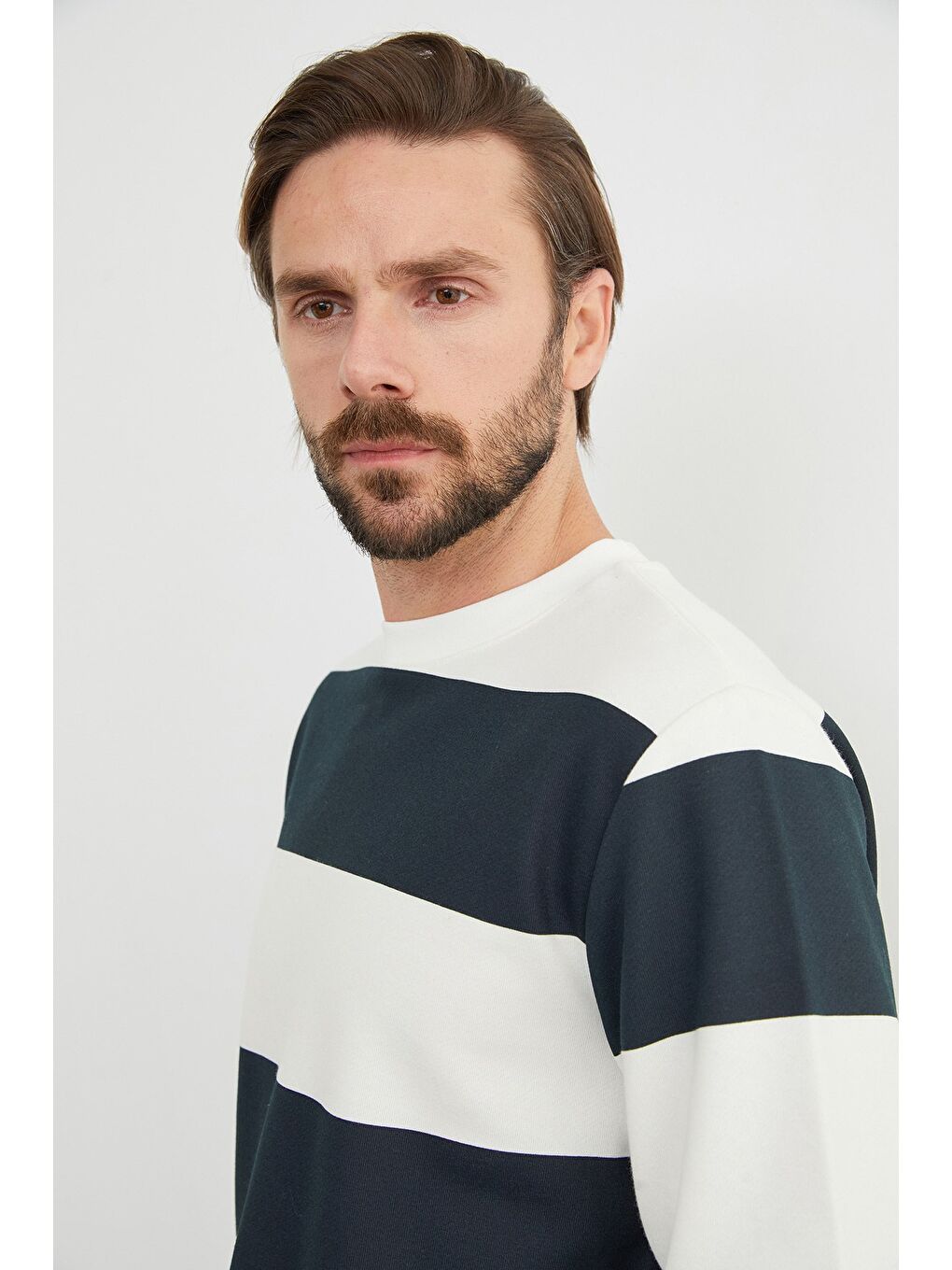 Lacivert Çizgili Bisiklet Yaka Sweatshirt-4