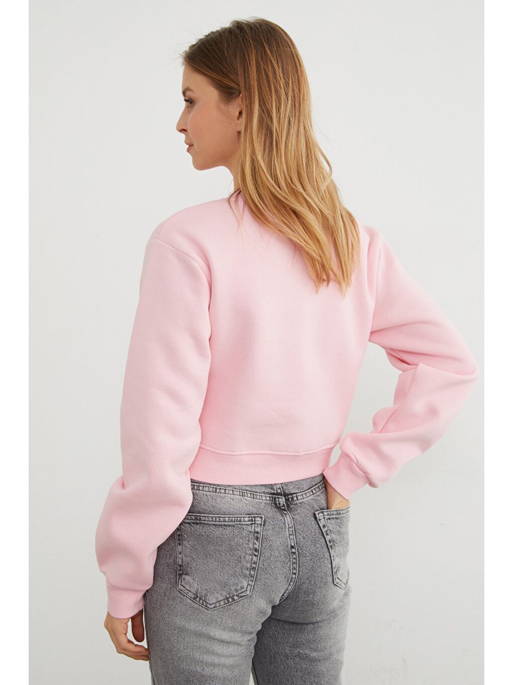 Pembe 3 İplik Ayıcık Nakışlı Crop Sweatshirt-4