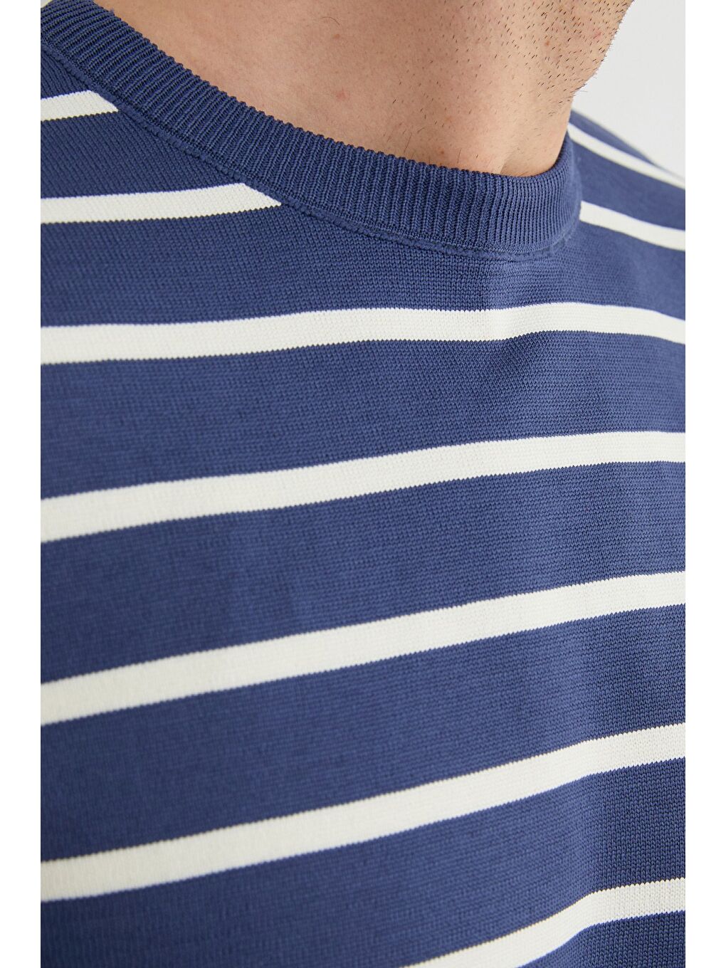 İndigo Çizgili Bisiklet Yaka Kazak-4