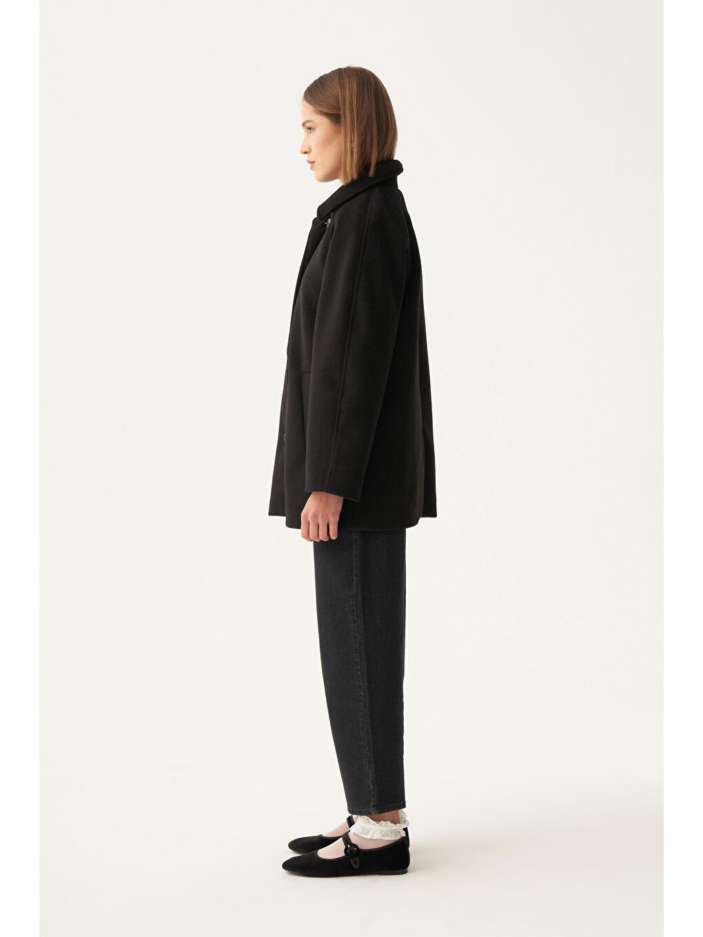 Siyah-Gömlek Yakalı Kaşe Kaban-2