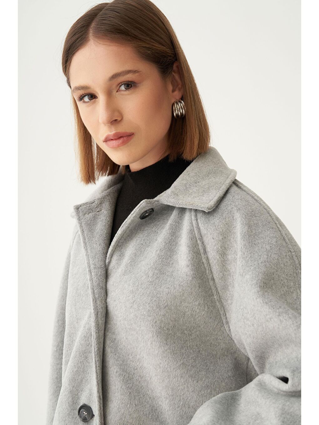 Gri-Gömlek Yakalı Kaşe Kaban-4