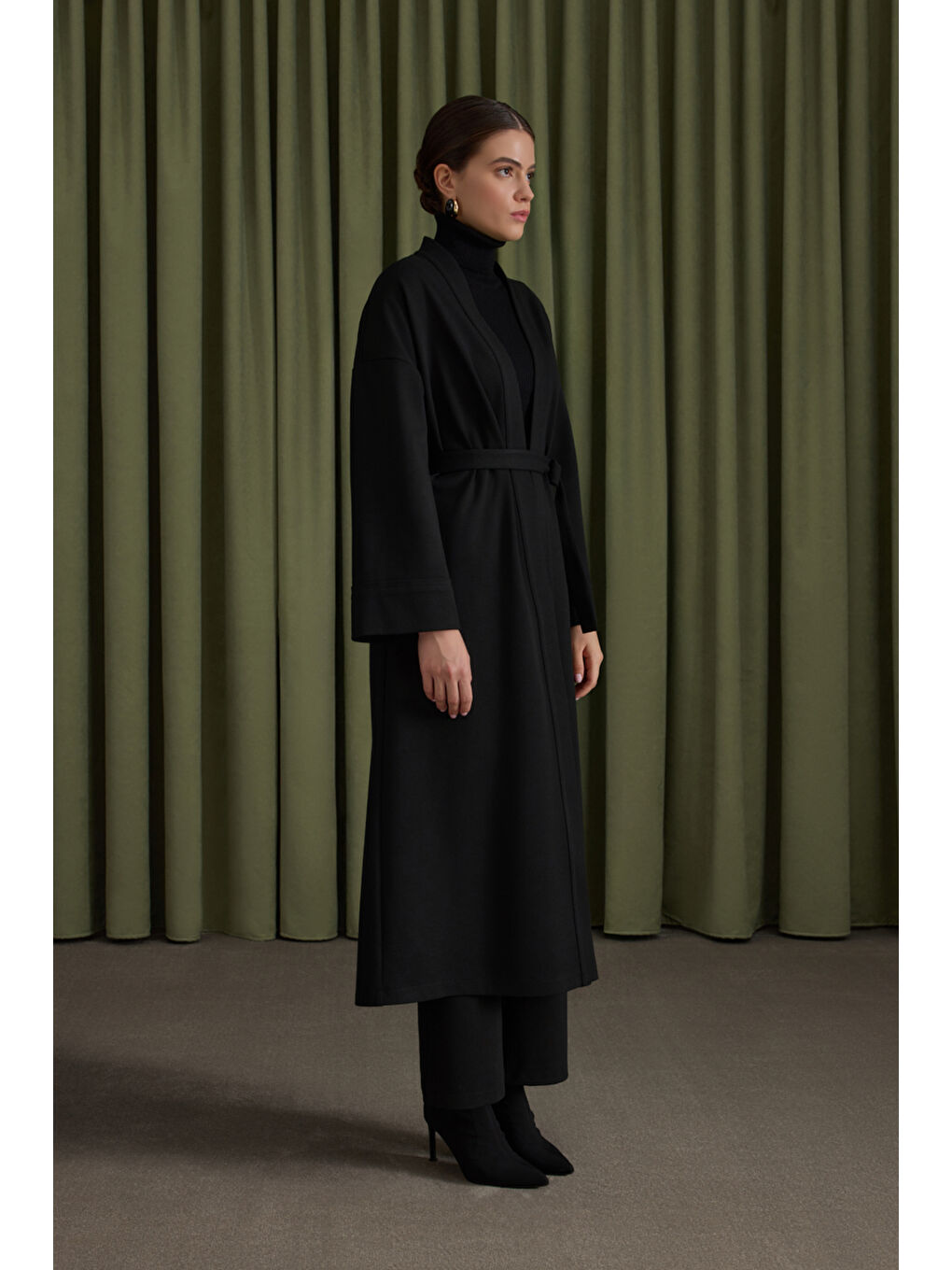 Siyah Viscon Hırka-2