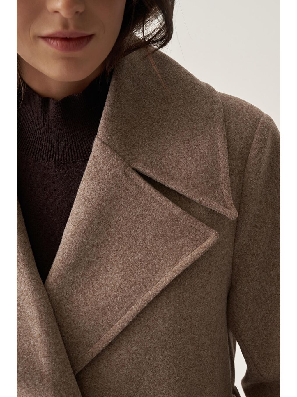 Bej Vizon-Kruvaze Düğmeli Uzun Kaban-4