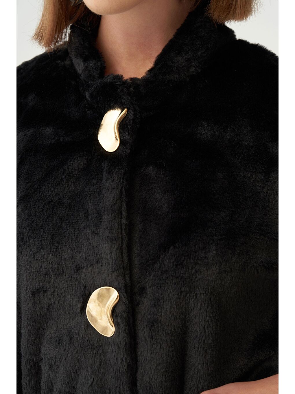 Siyah-Gold Düğmeli Kürk Kaban-4