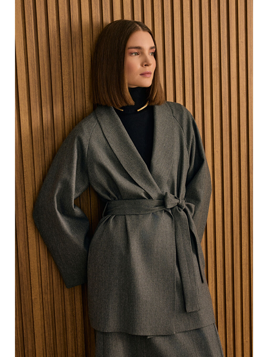 Antrasit Şal Yaka Seyyar Kuşaklı Ceket-2
