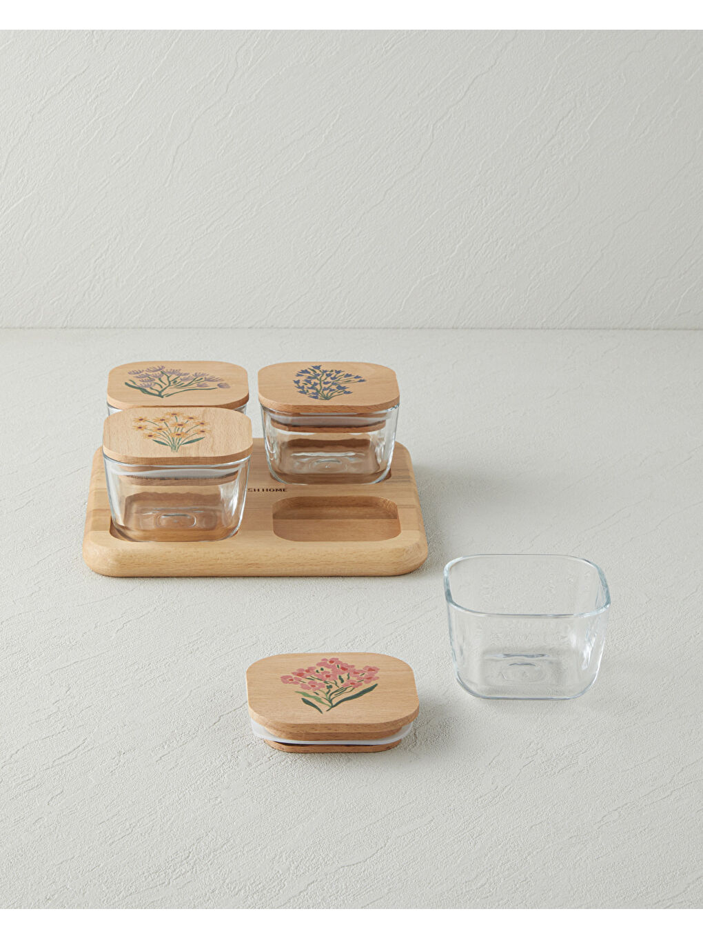 Bej Ricco Cam Ahşap Kapaklı 4 Bölmeli Kahvaltılık 21x21 cm Renkli-1