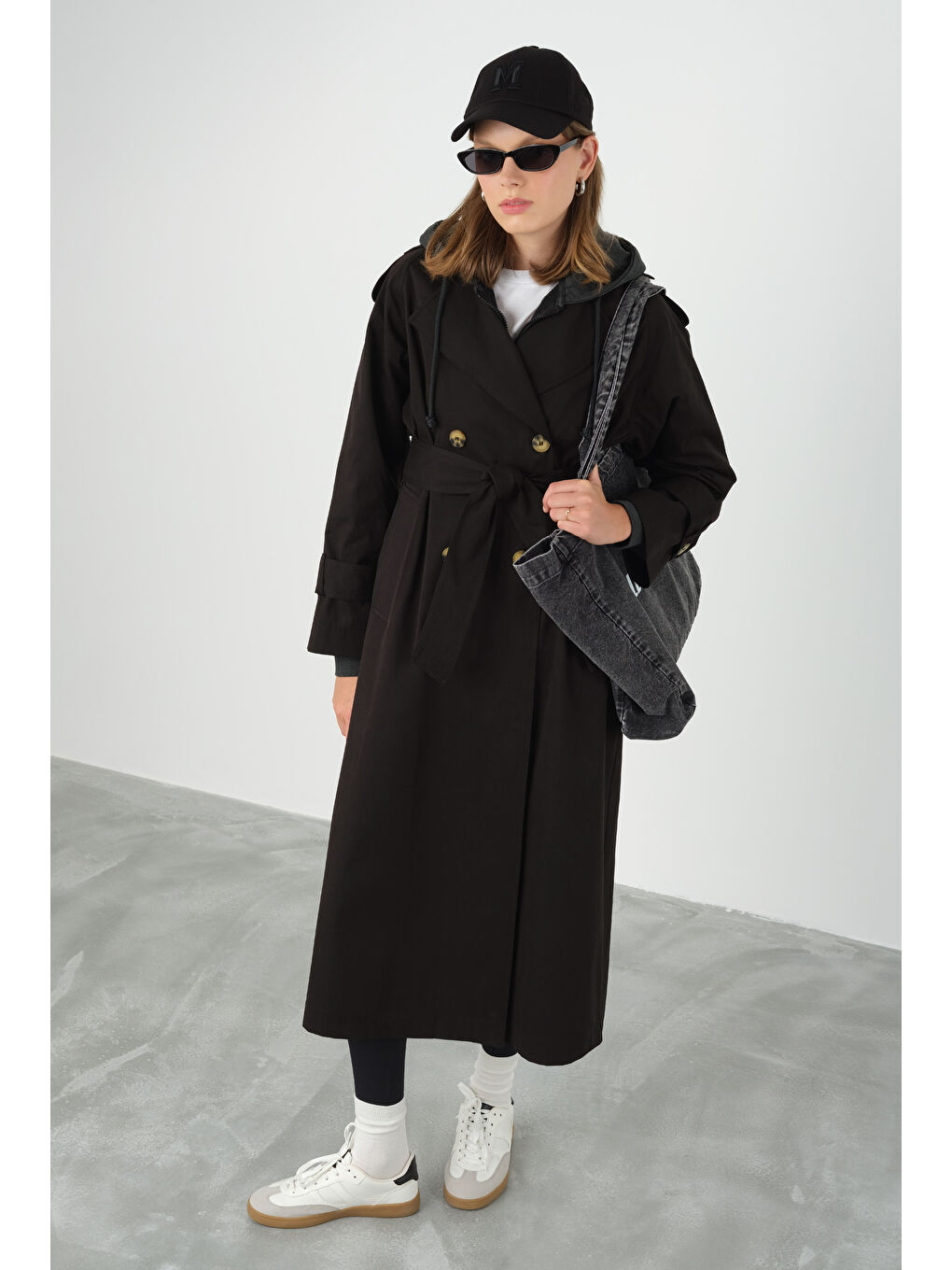 Kolu Apoletli Klasik Trençkot Siyah-2
