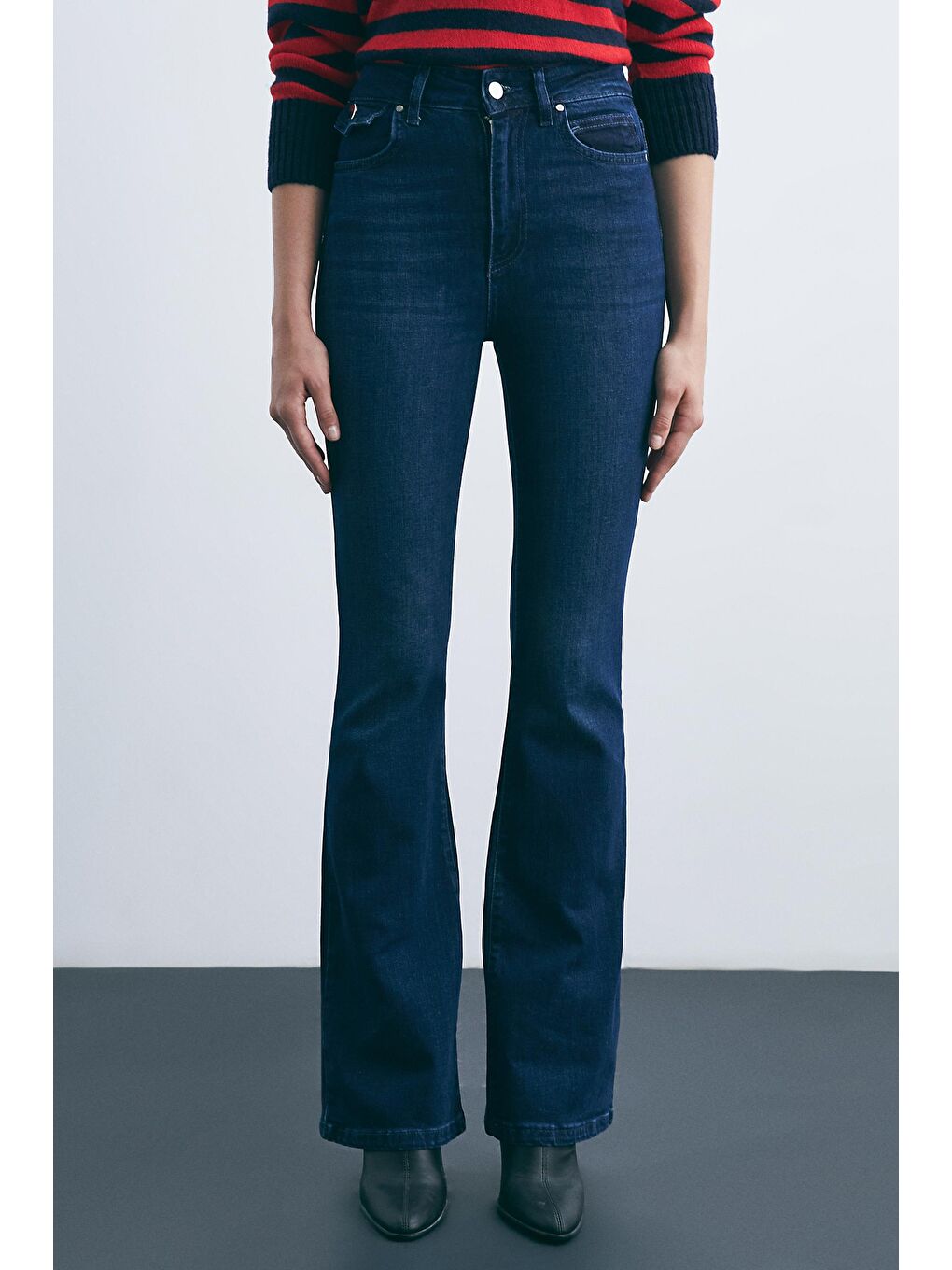 Koyu Mavi Yüksel Bel Flare Paça Jeans-4