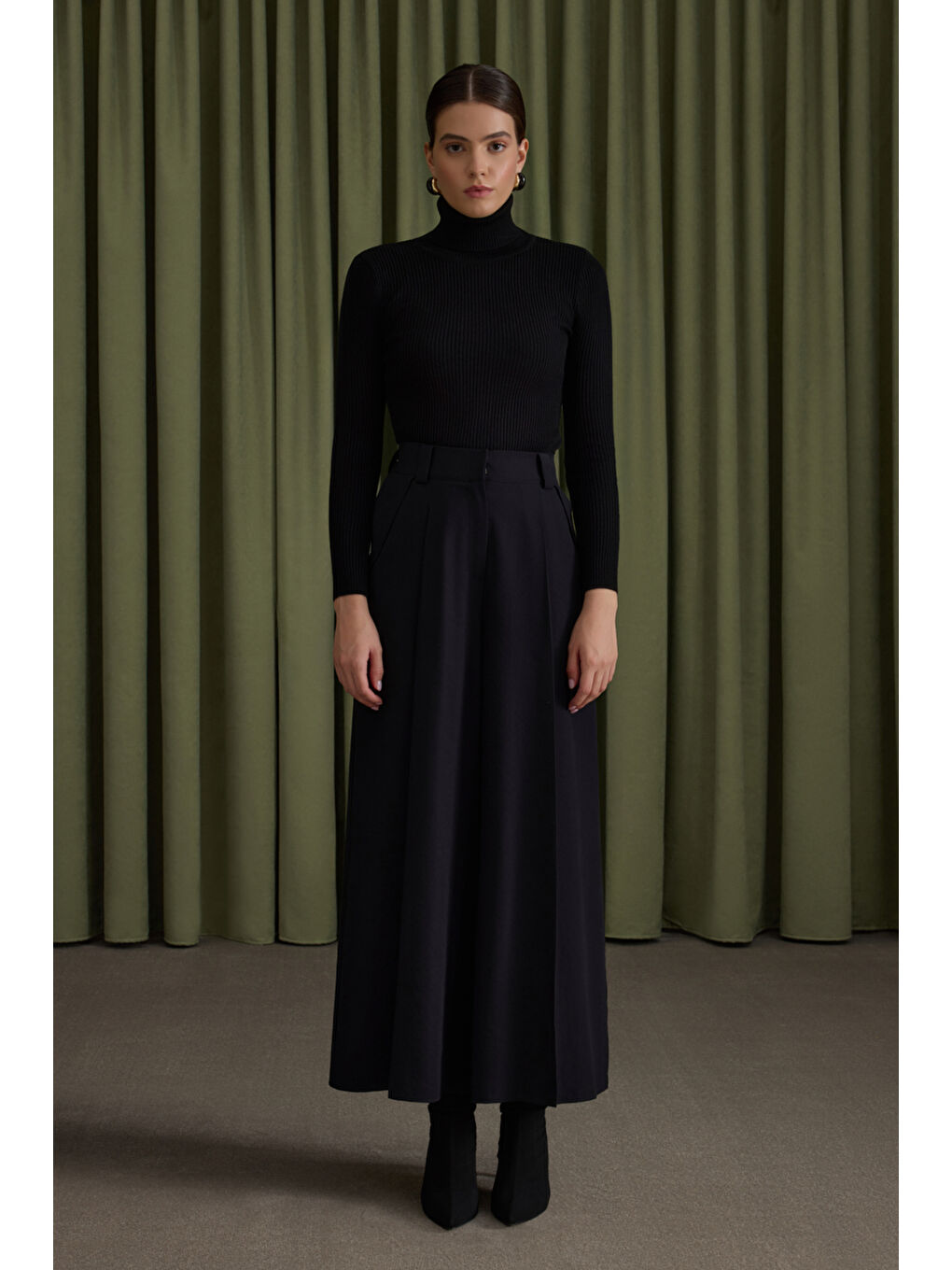 Siyah Lyocell Pantolon-1