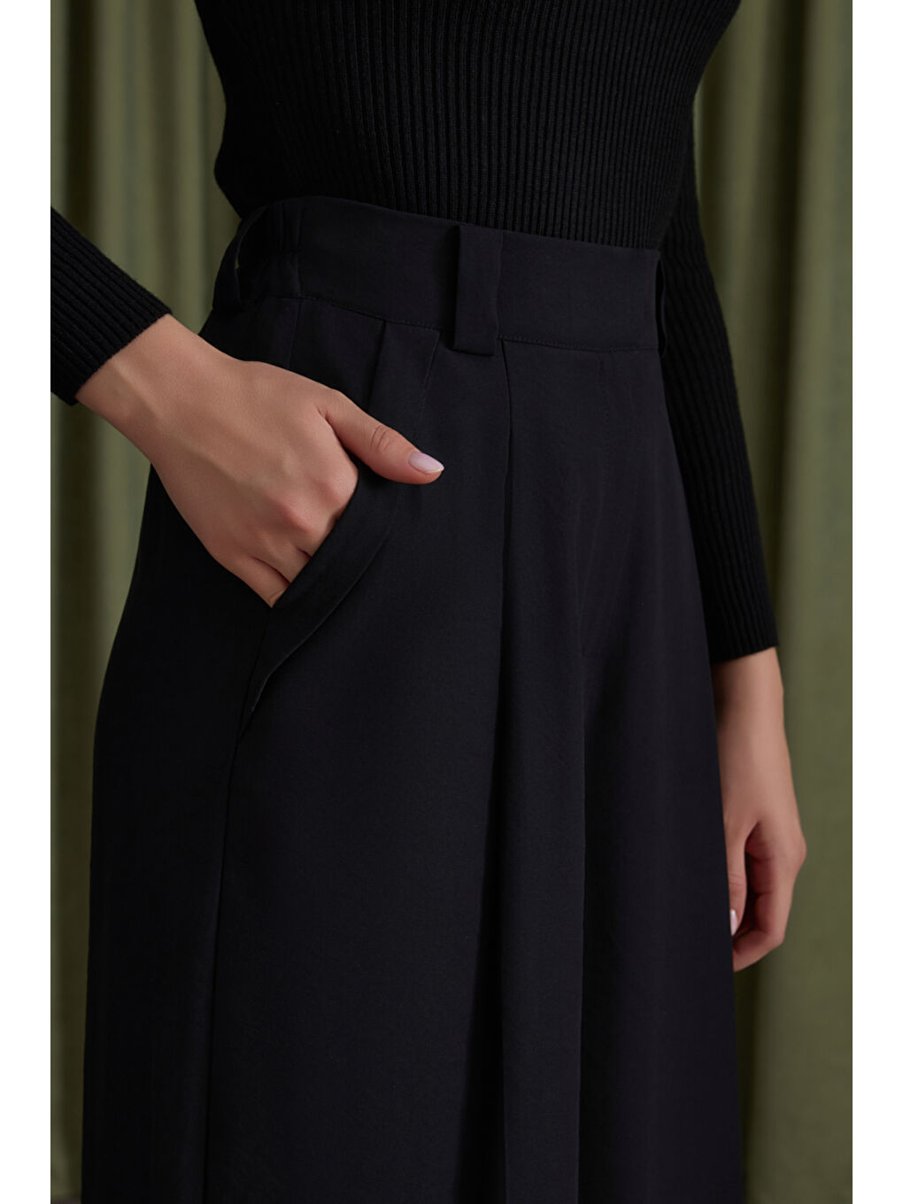 Siyah Lyocell Pantolon-4