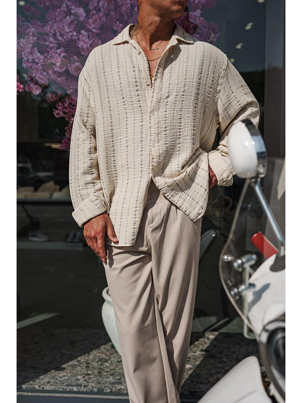 Erkek Oversize Pamuklu Yumuşak Dokulu Çizgili Gömlek Gri Bej-2