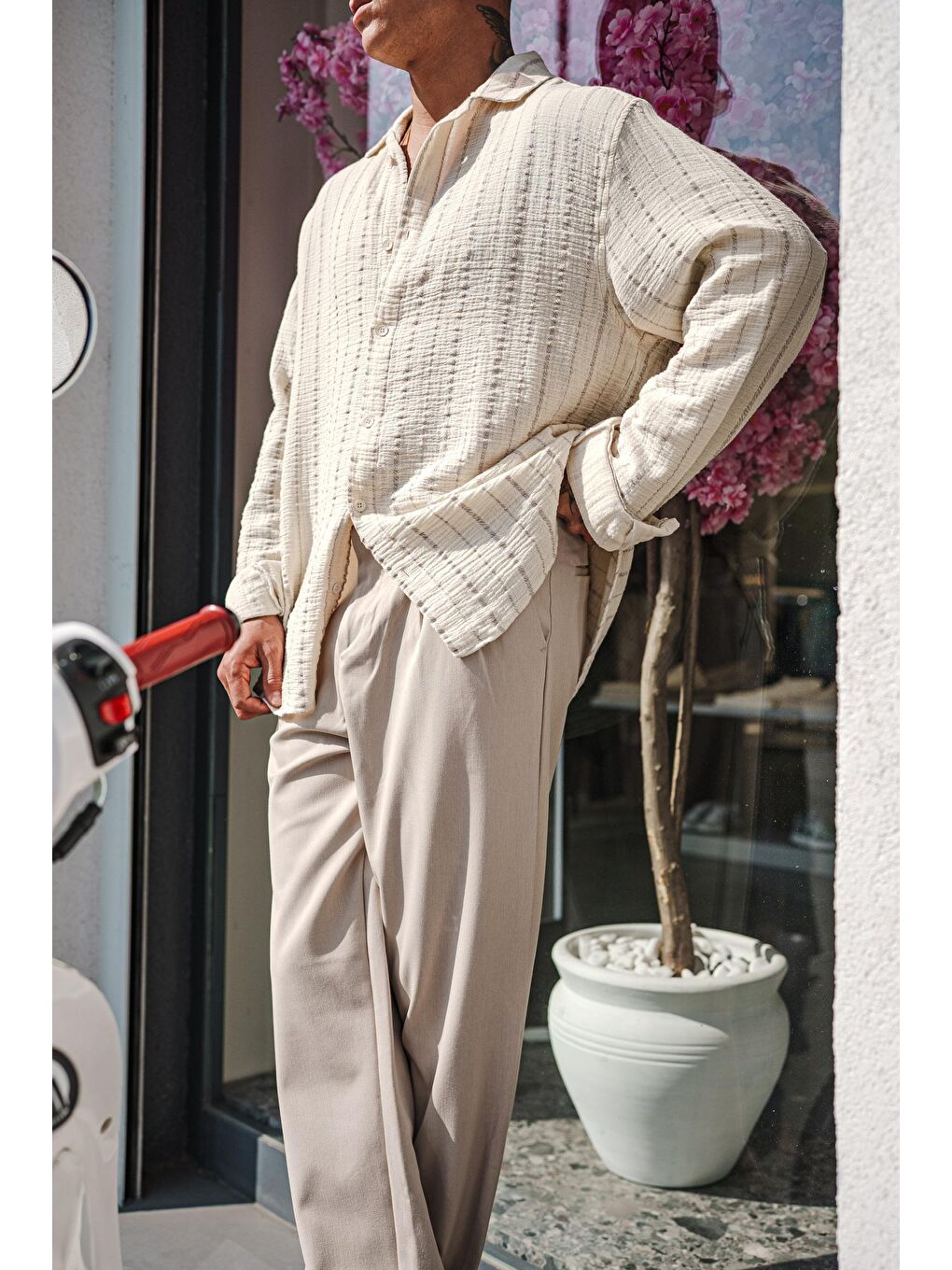 Erkek Oversize Pamuklu Yumuşak Dokulu Çizgili Gömlek Gri Bej-3