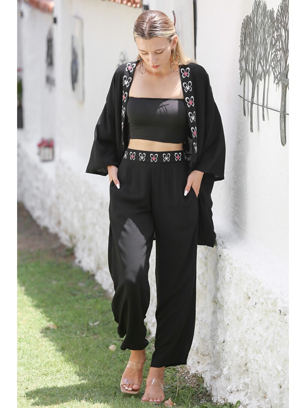 Siyah-Pembe Kimono Yaka 3/4 Kol Cepli Nakışlı Dokuma Lastikli Bel Geniş Paça Casual Alt Üst Takım
