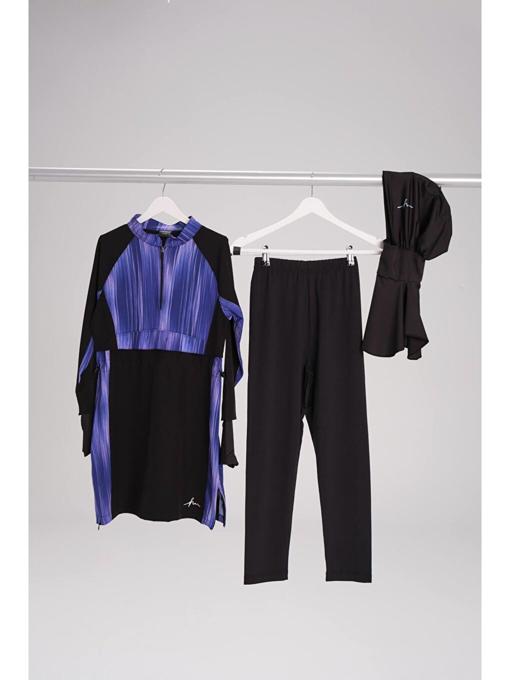 Desenli Siyah Mor Jileli 5 Parça Kız Çocuk Mayo Takımı 4083