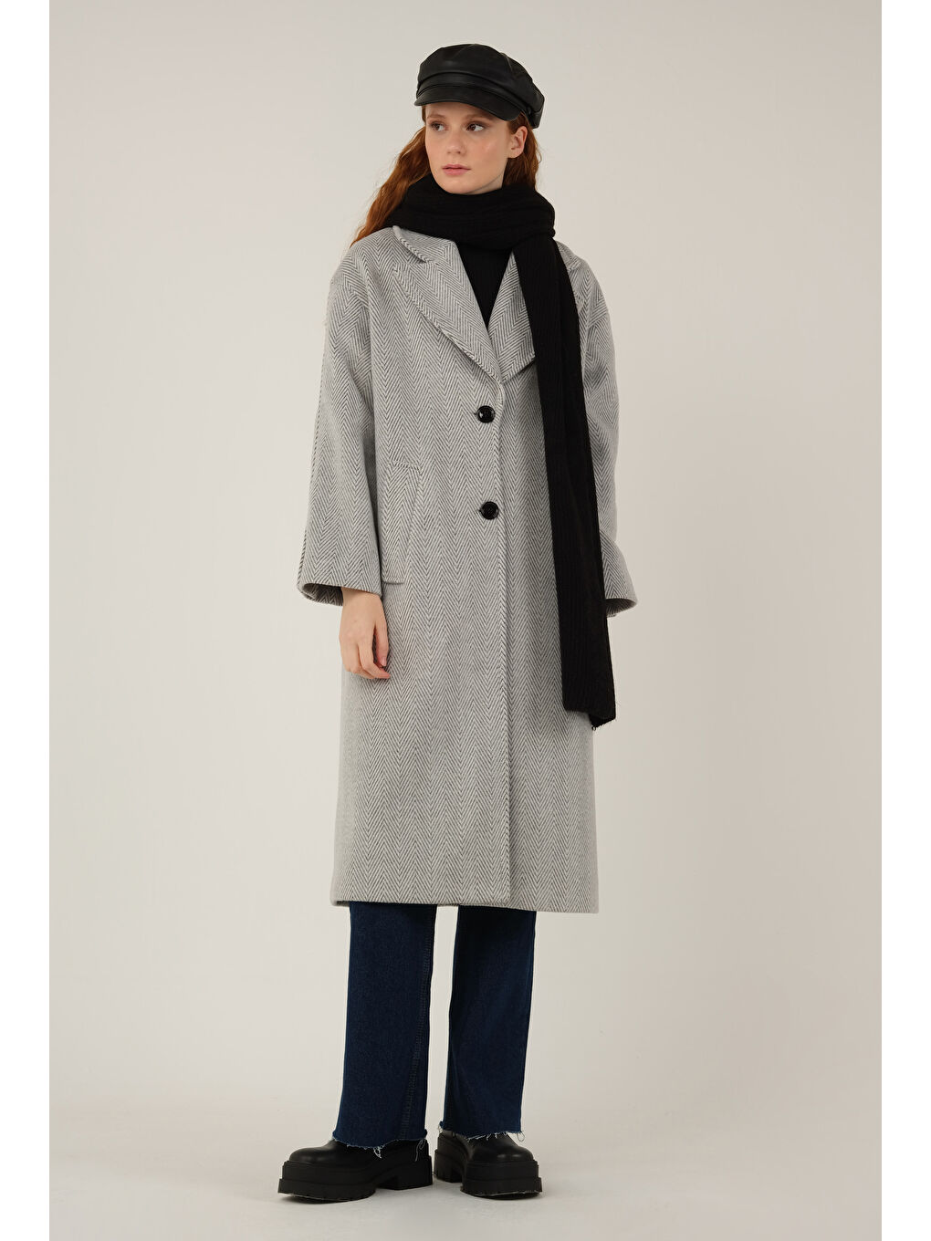 Balıksırtı Desen Kaban Siyah-2