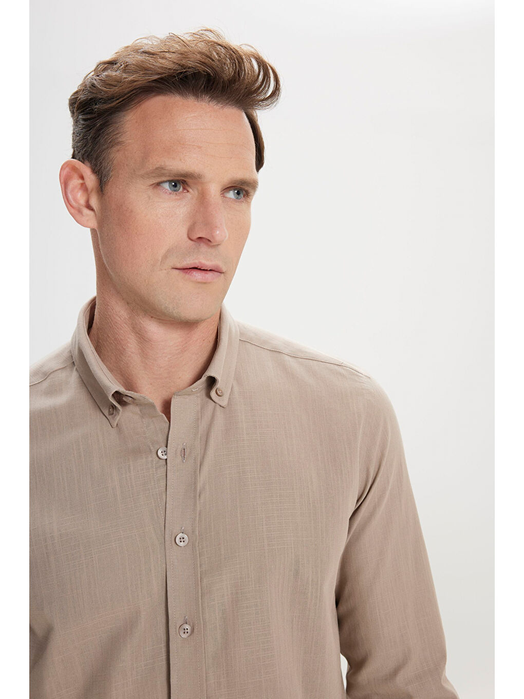 Bej Erkek Vizon %100 Pamuk Oxford Slim Fit Dar Kesim Düğmeli Yaka Flamlı Gömlek-2