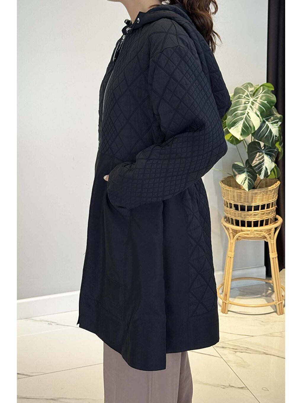 Önden Fermuarlı Yanlardan Cepli Baklava Kapitön Kısa Kap Ceket 6819 Siyah-1